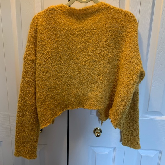Promesa Honey Sweater - Picture 3 of 4